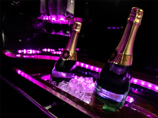 Lincoln Stretch Limo Hire detail