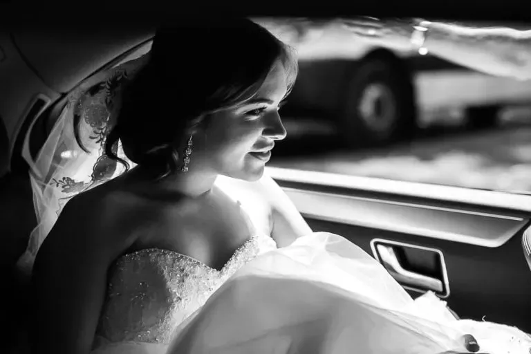 Starlite bride arriving at her wedding